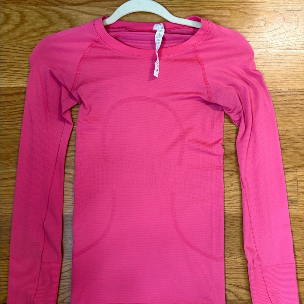 Lululemon pink long sleeve swiftly tech